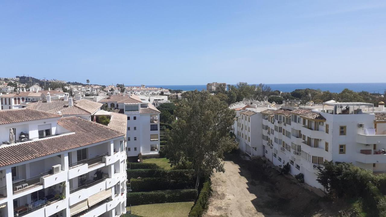 Apartamento- Atico En Mijas Costa , Con Piscina. Sitio de Calahonda エクステリア 写真