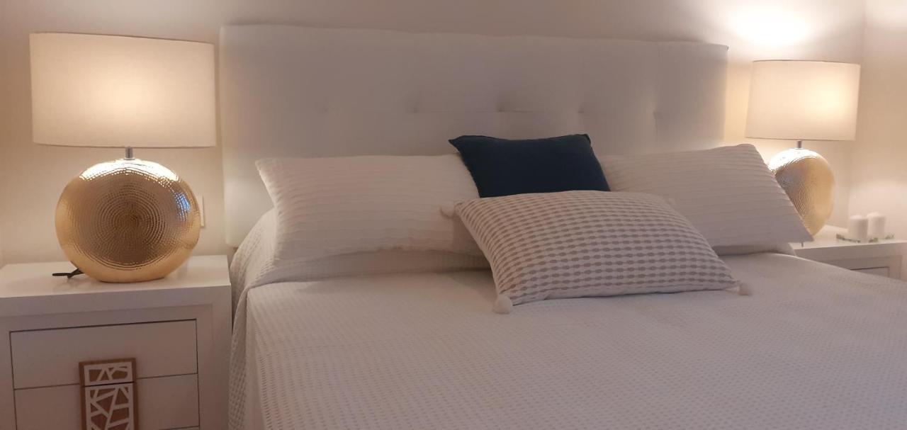 Apartamento- Atico En Mijas Costa , Con Piscina. Sitio de Calahonda エクステリア 写真