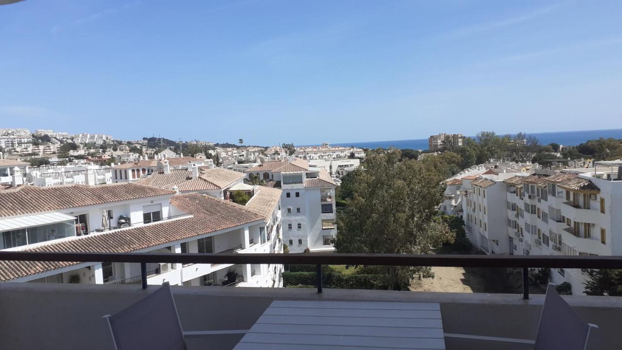 Apartamento- Atico En Mijas Costa , Con Piscina. Sitio de Calahonda エクステリア 写真